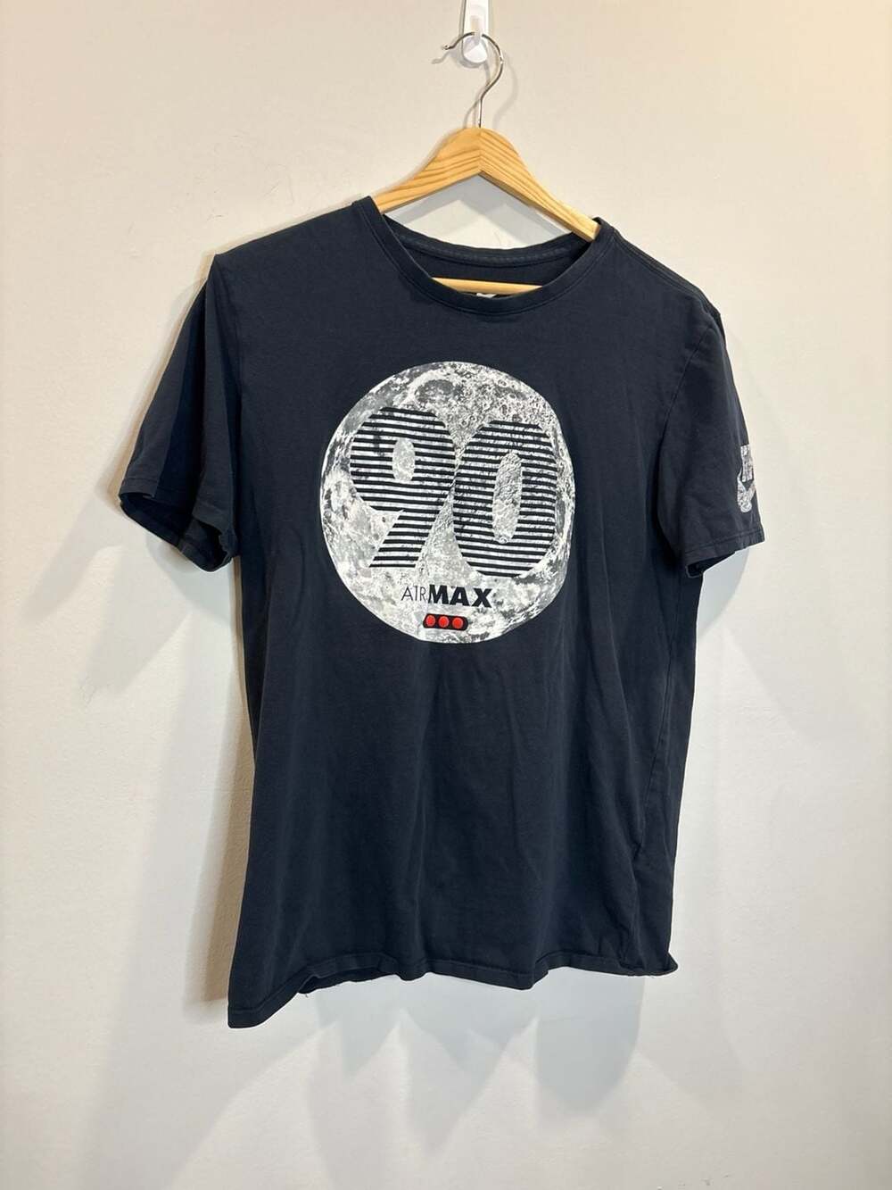 Nike Air Max 90 Moon Graphic Black T-Shirt Size L